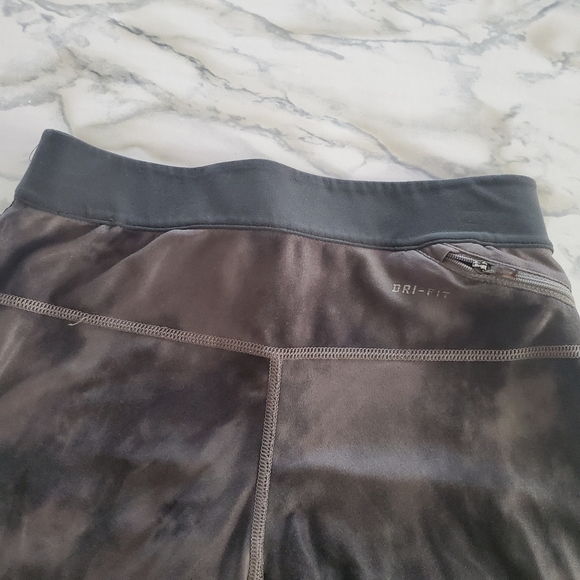 Nike  Grey Tie-Dye Leggings S - Picture 4 of 12